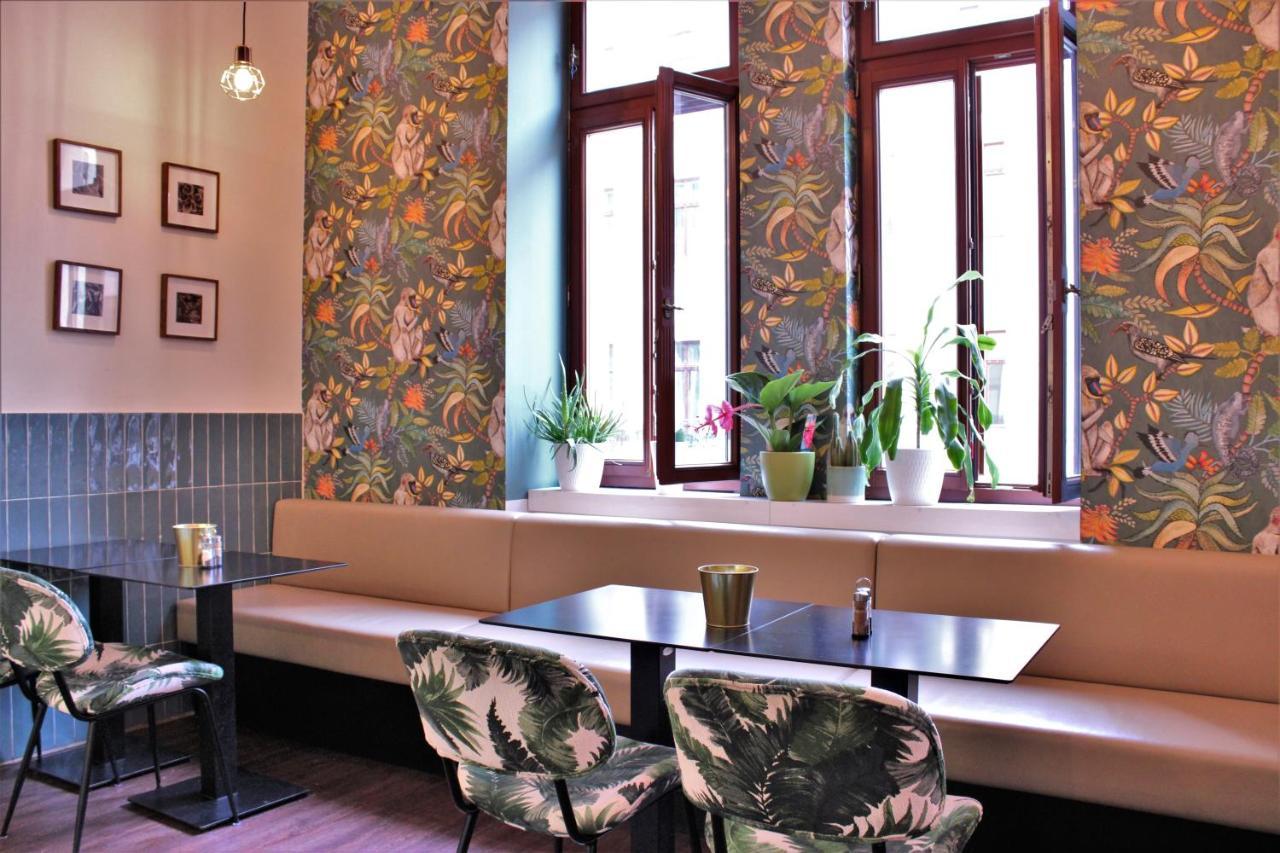 Made Inn Budapest Bagian luar foto